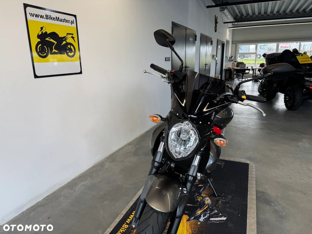 Suzuki Gladius - 32