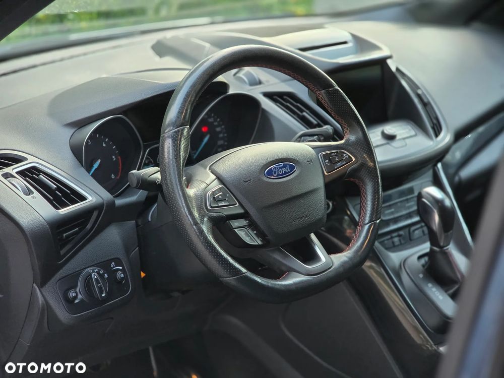 Ford Kuga 2.0 TDCi 4x4 ST-Line - 16
