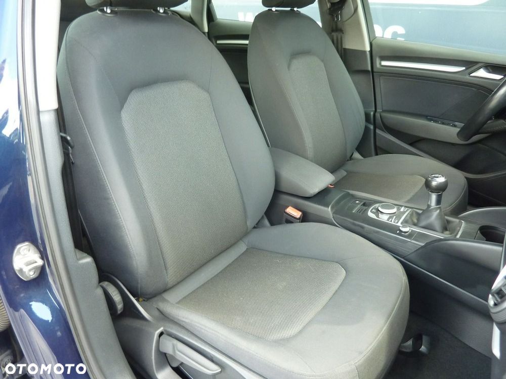 Audi A3 Sportback - 15