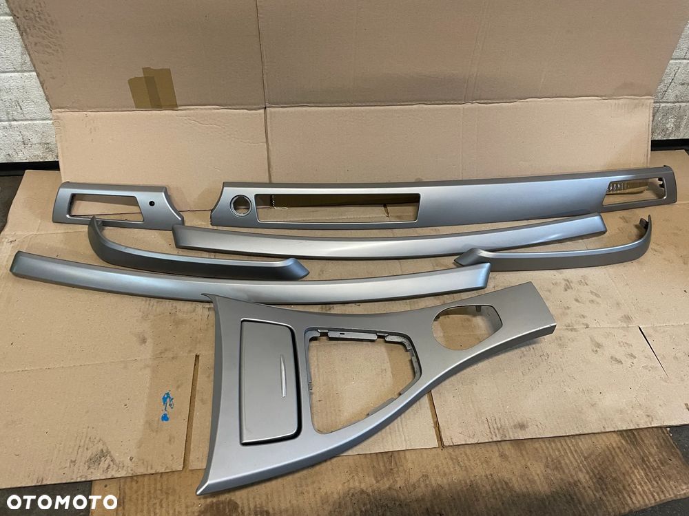 Listwy ozdobne bmw e90 - 1
