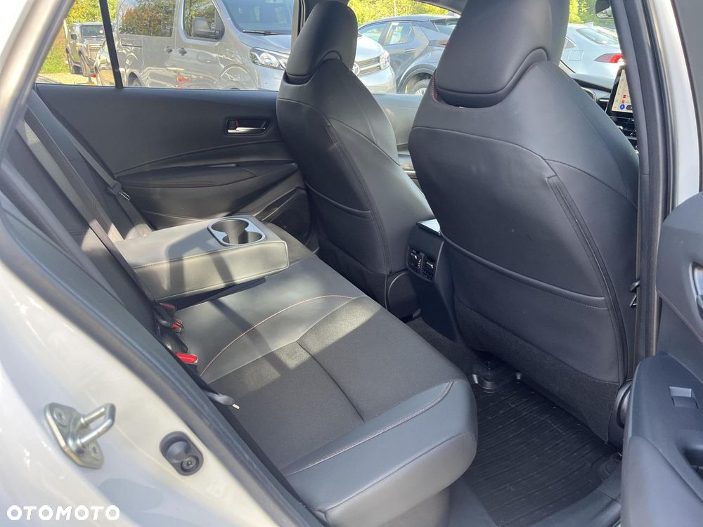 Toyota Corolla 2.0 Hybrid GR Sport - 19