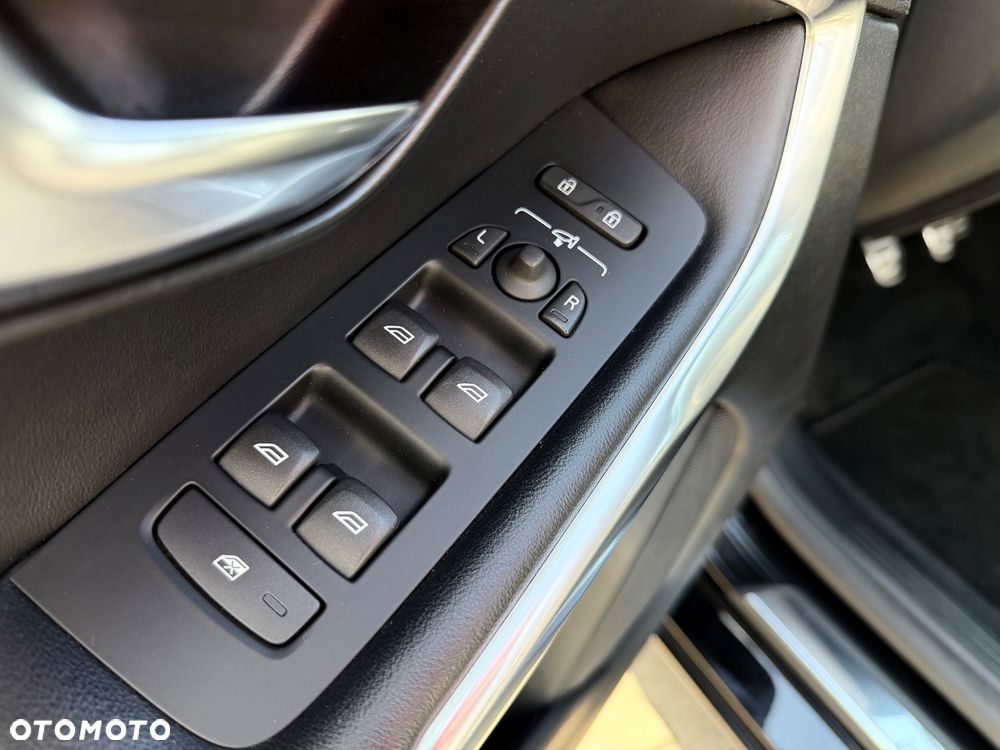 Volvo V40 D2 RDesign - 14