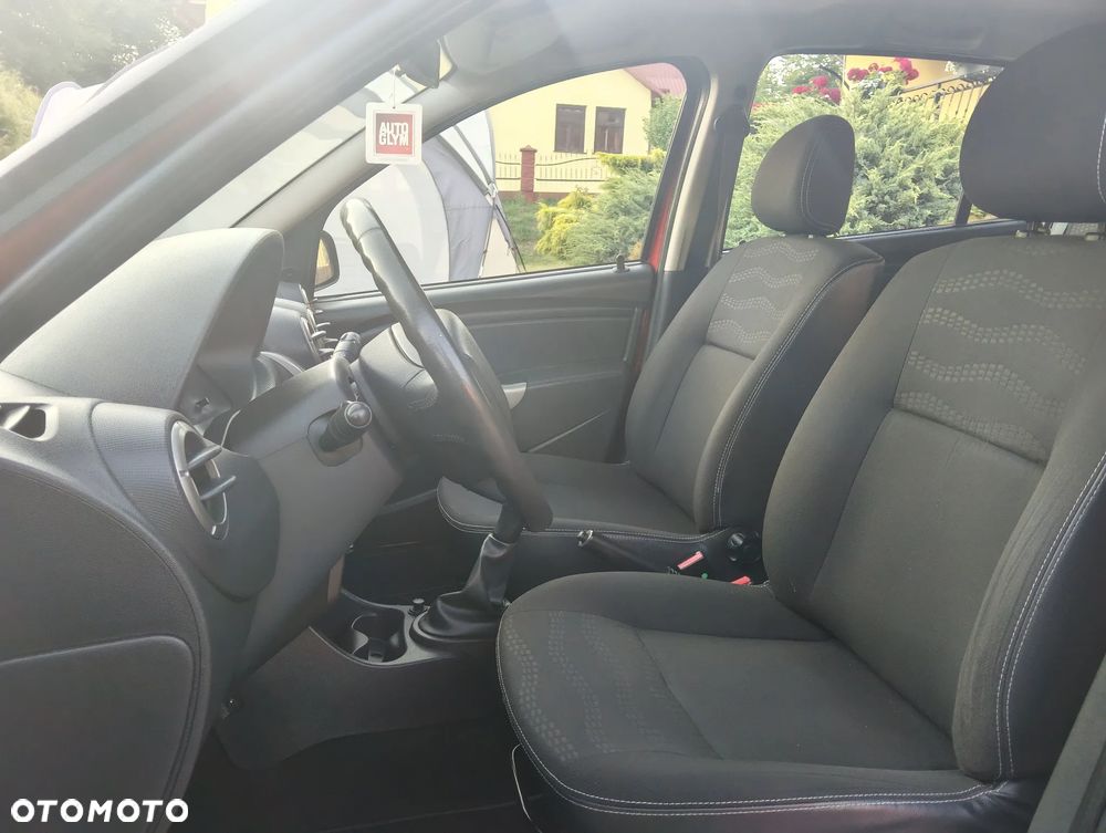 Dacia Sandero Stepway 1.6 - 10