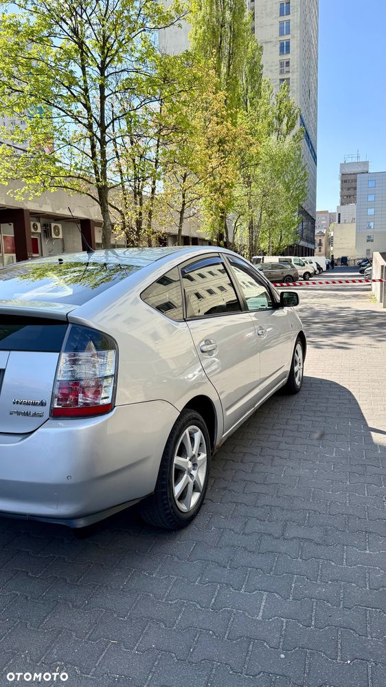 Toyota Prius 1.5 VVT-i Sol - 10
