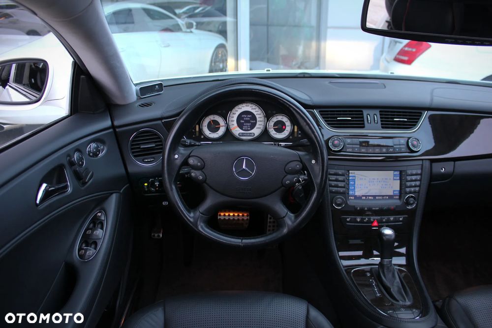 Mercedes-Benz CLS 55 AMG - 13