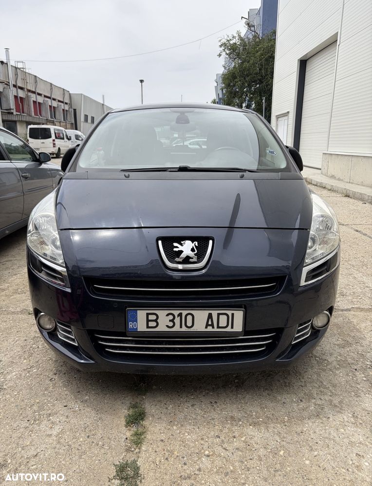 Peugeot 5008 1.6 HDI Confort Pack - 1