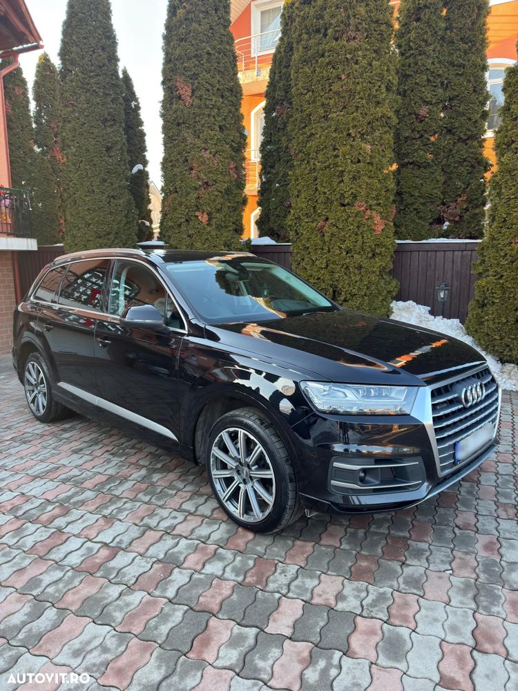 Audi Q7 - 1