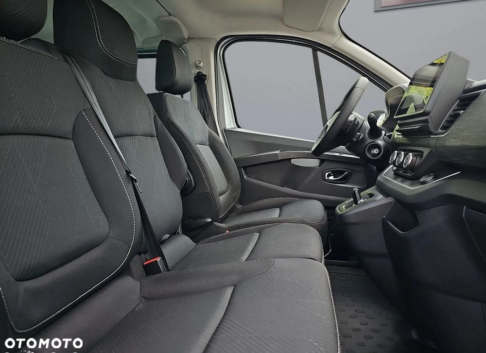 Renault Trafic - 28