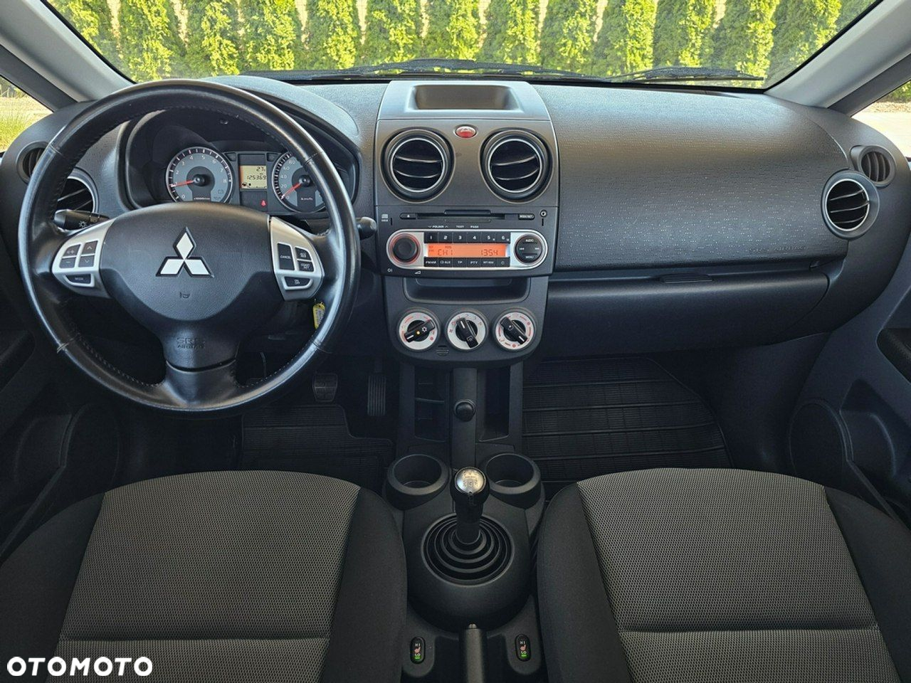 Mitsubishi Colt - 20