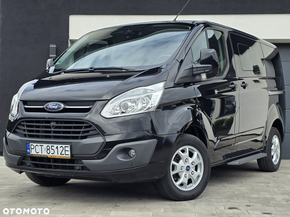 Ford Tourneo Custom - 1
