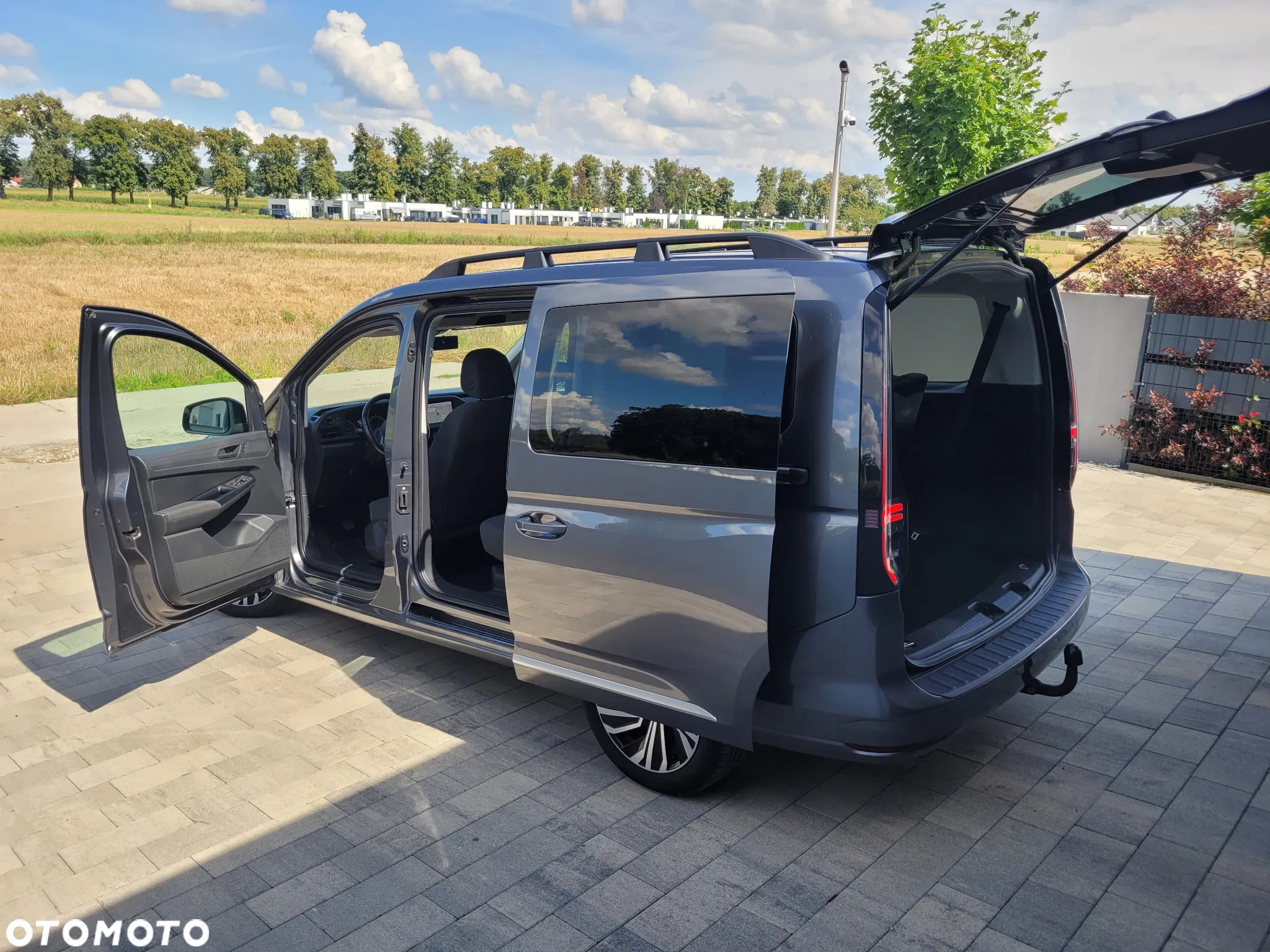 Volkswagen Caddy 2.0 TDI (7-Si.) 4MOTION Maxi Trendline - 6