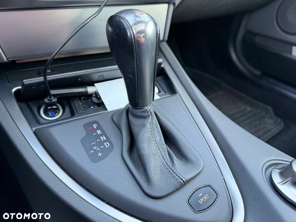BMW Seria 6 630 i - 13