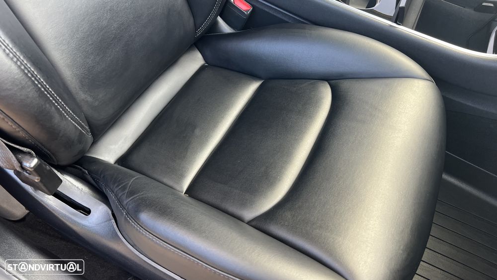 Tesla Model 3 Long-Range Dual Motor AWD - 28