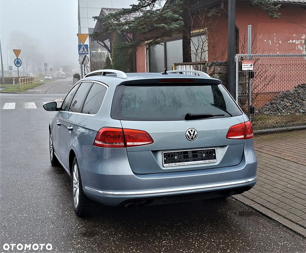 Volkswagen Passat 2.0 TDI DSG BlueMotion Technology Comfortline - 4