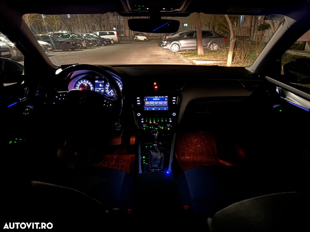 Skoda Octavia 1.6 TDI DSG Style - 15