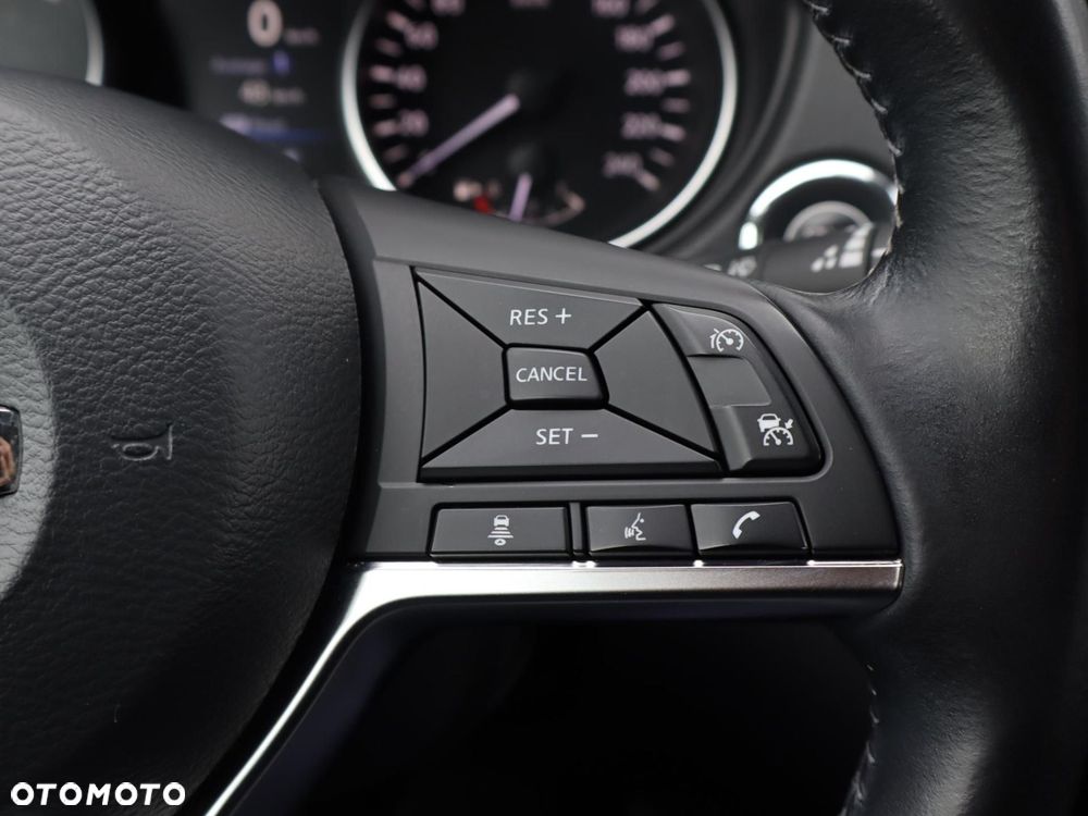 Nissan Qashqai 1.7 dCi Tekna - 15