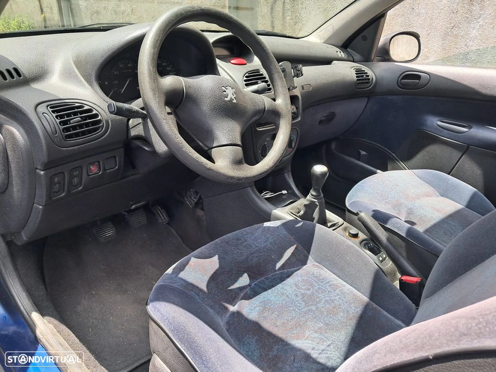Peugeot 206 1.1 Color Line - 9