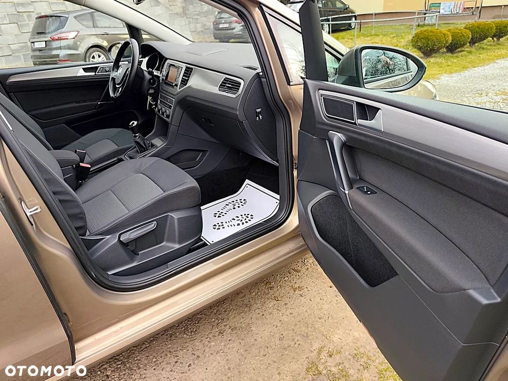 Volkswagen Golf Sportsvan 1.6 TDI BlueMotion Technology Lounge - 21