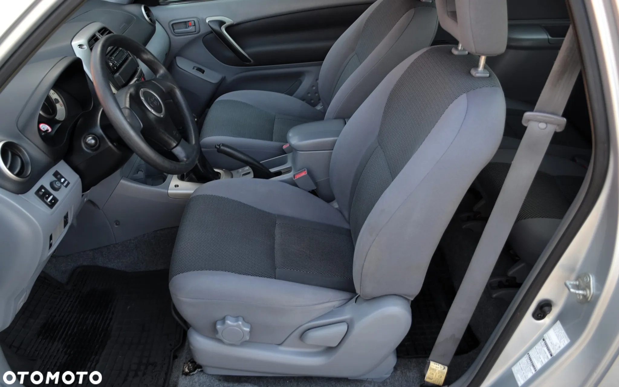 Toyota RAV4 4x4 - 16
