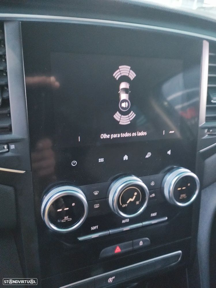 Renault Mégane Sport Tourer 1.5 Blue dCi Limited J17 - 13