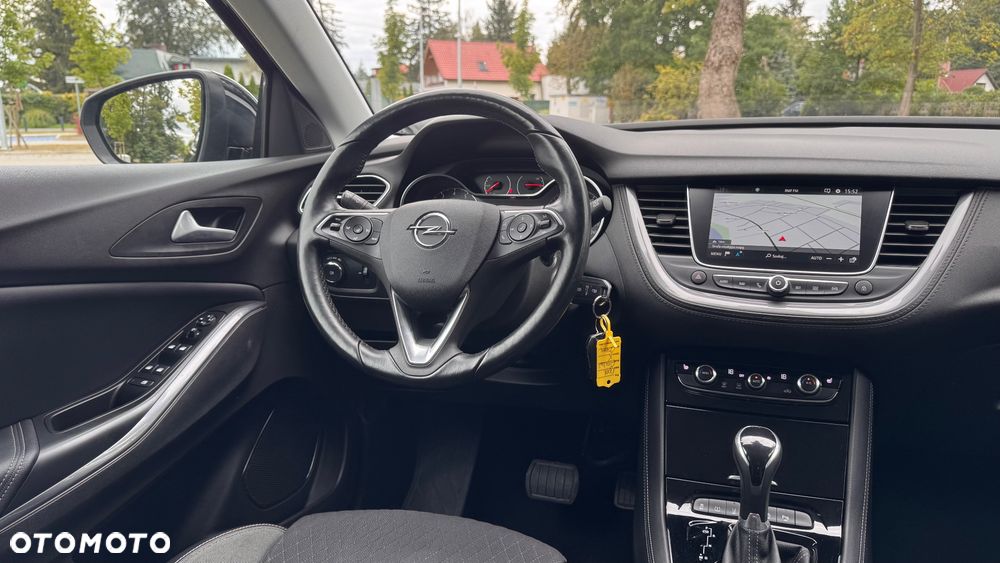 Opel Grandland X 1.2 Start/Stop Automatik Business INNOVATION - 6