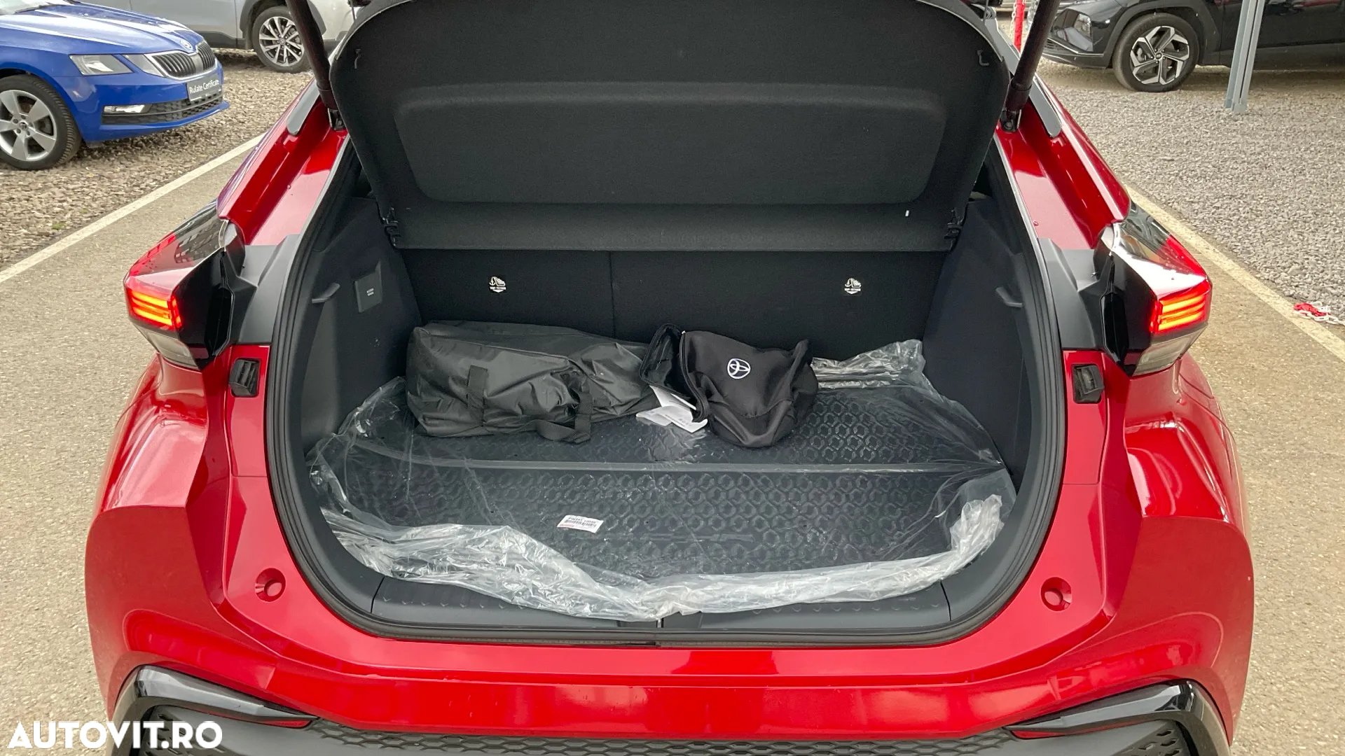 Toyota C-HR 2.0 PHEV 223 CP 4x2 CVT Exclusive - 9