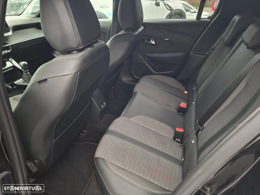 Peugeot 208 - 39