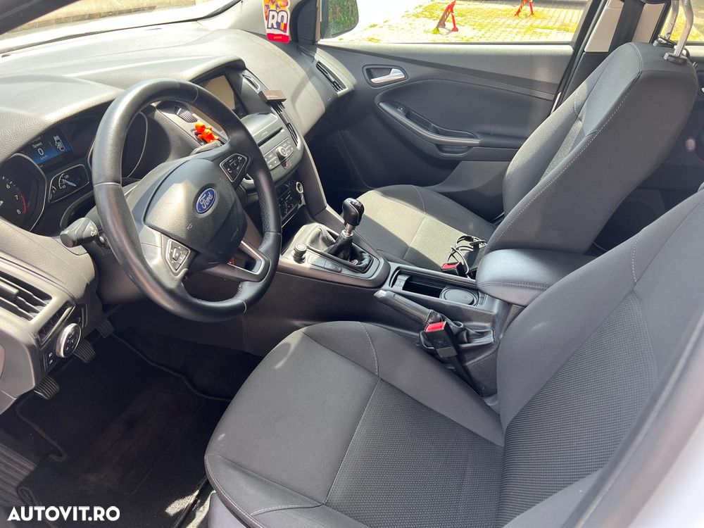 Ford Focus 1.0 EcoBoost Trend Edition - 12