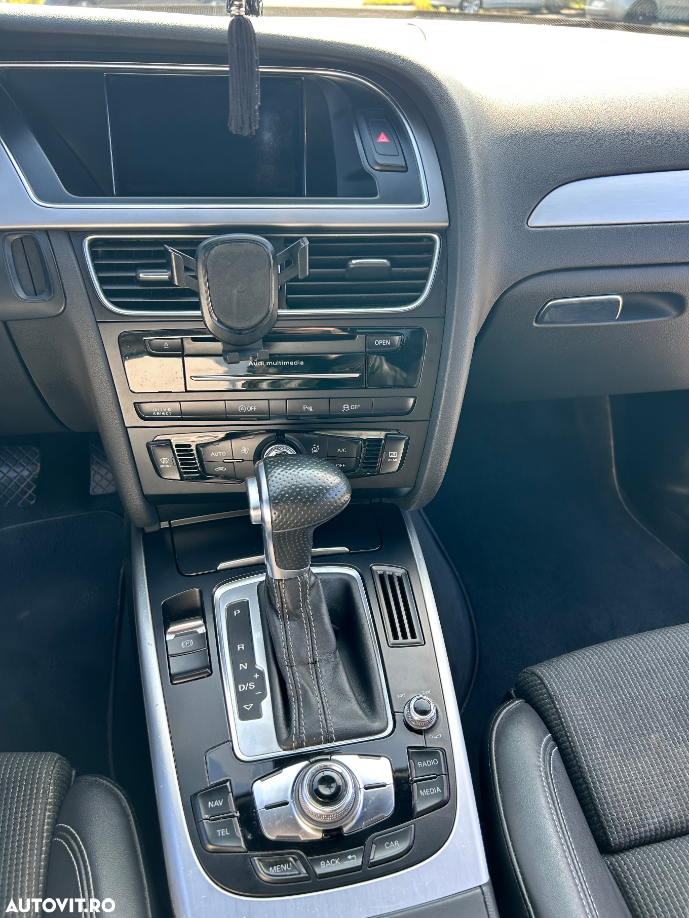 Audi A4 Avant 2.0 TDI DPF quattro S tronic S line Sportpaket - 22