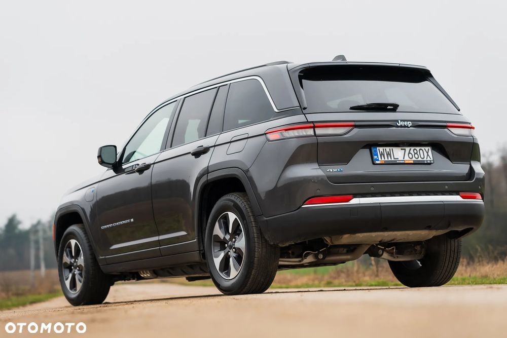 Jeep Grand Cherokee ver-2-0-4xe-phev-limited - 14