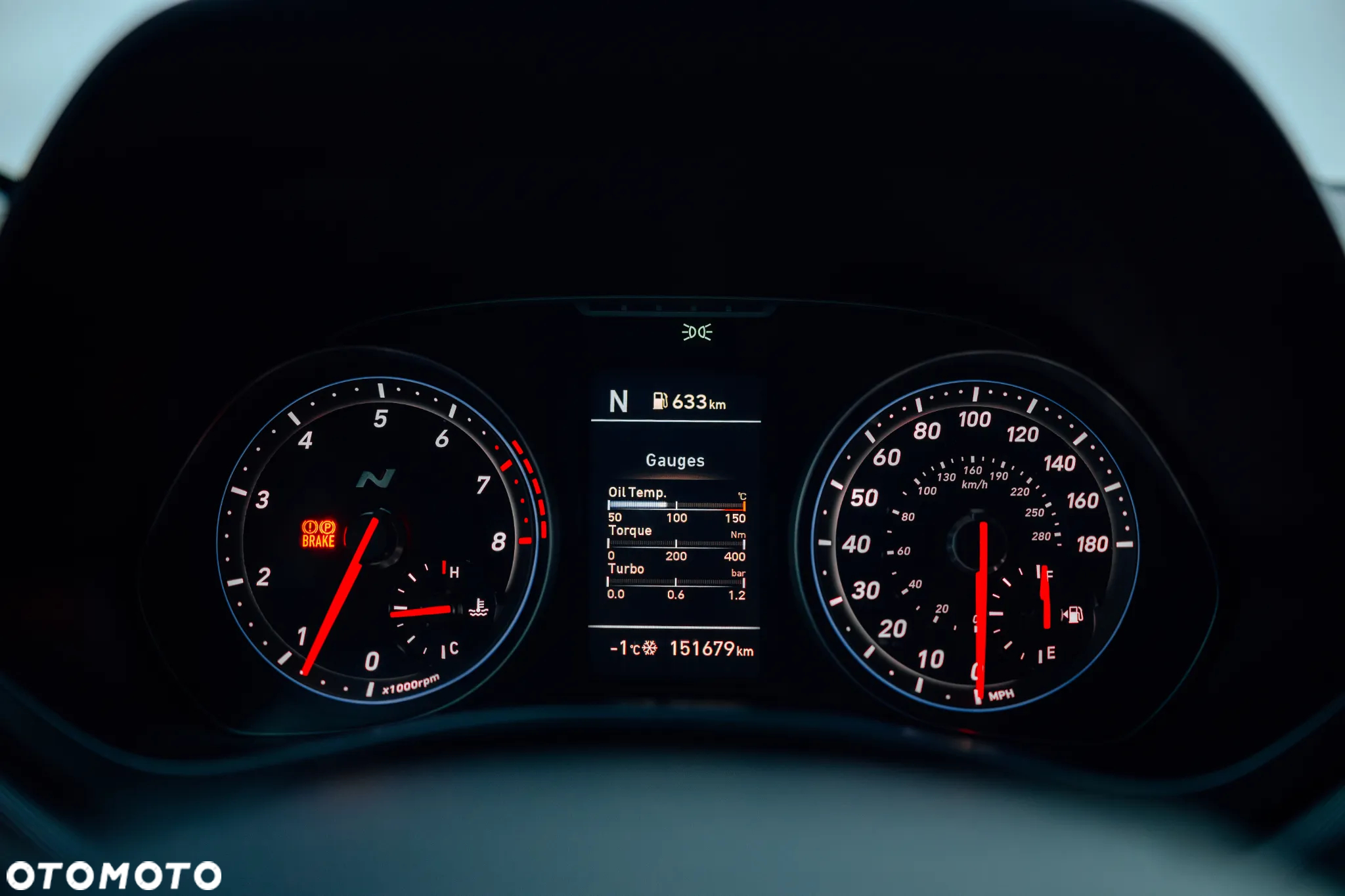 Hyundai Veloster - 27
