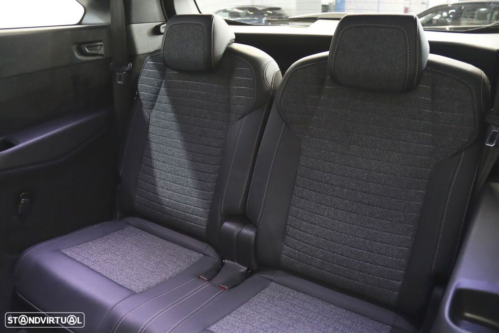 Peugeot 5008 - 17