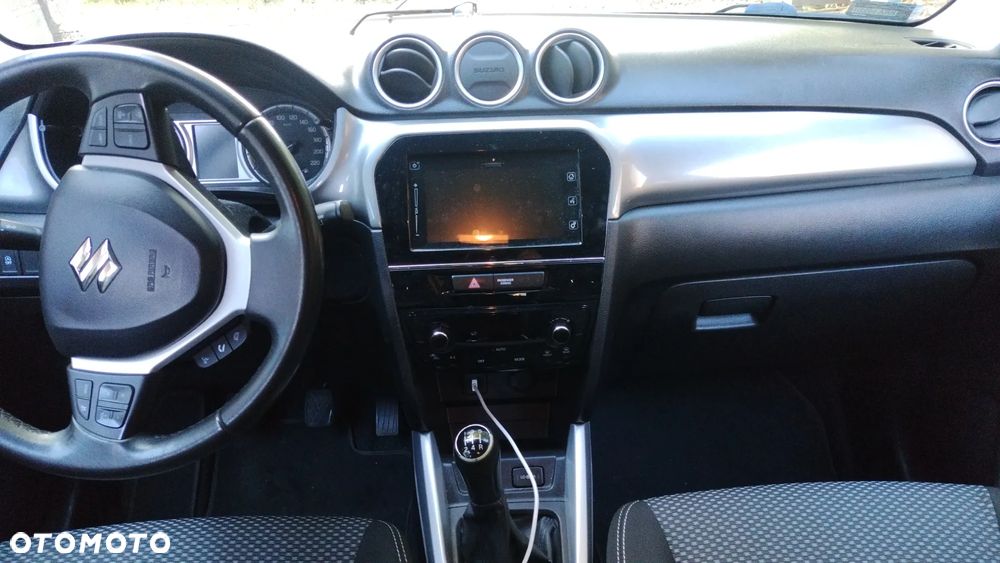 Suzuki Vitara 1.6 Premium 2WD - 1