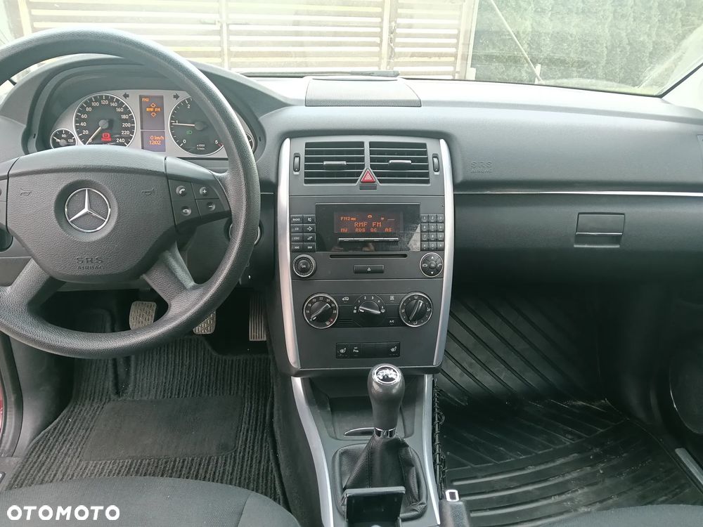 Mercedes-Benz Klasa B 180 CDI - 8