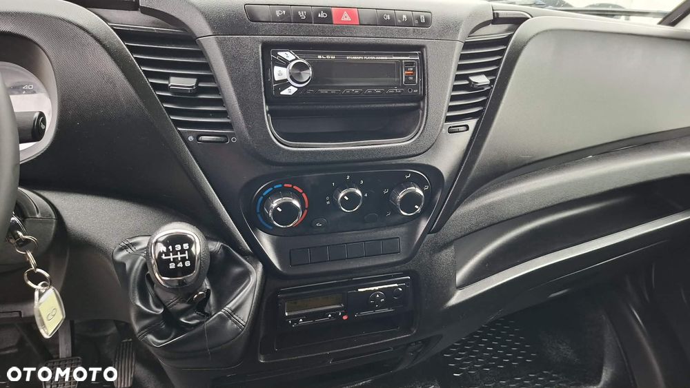 Iveco 35C15, 35C14, 35C13,60C15, 70C15 - 12