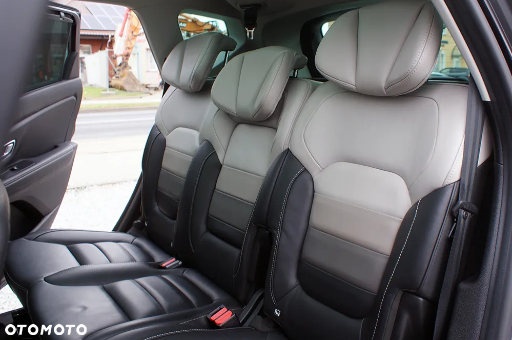 Renault Scenic 1.6 dCi Bose EDC - 30