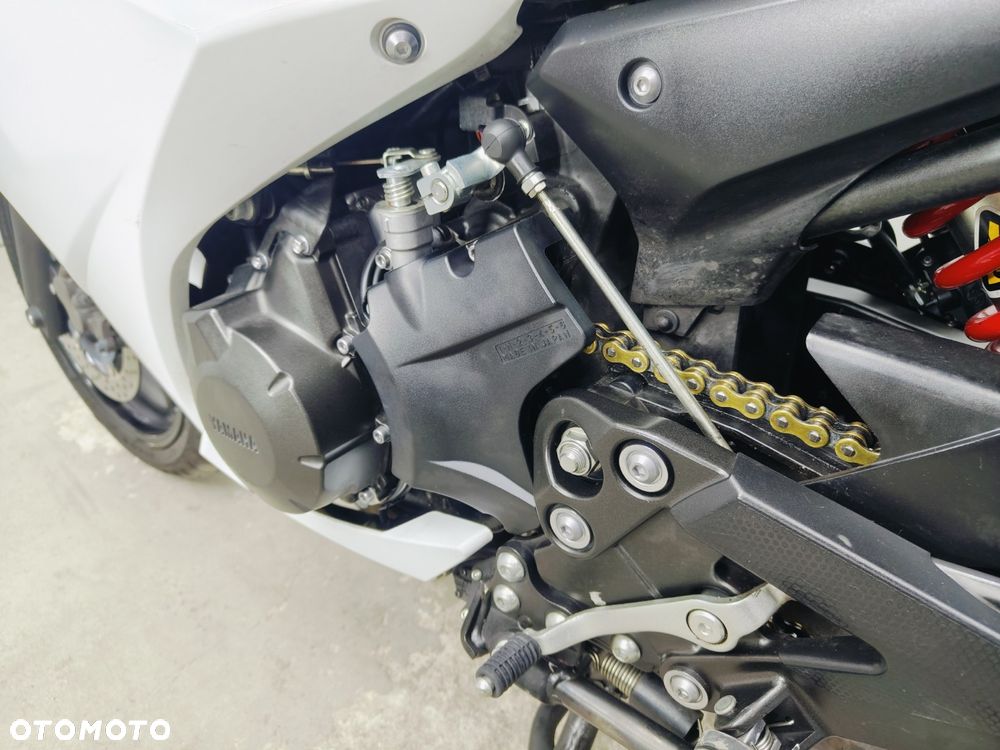 Yamaha XJ - 27