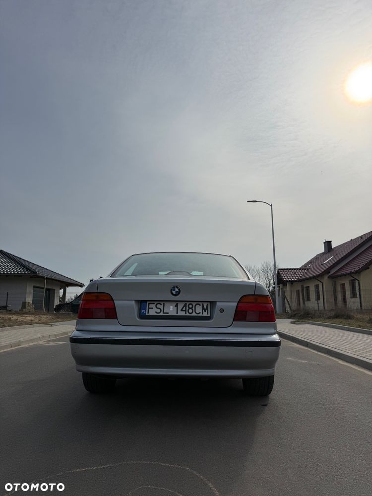 BMW Seria 5 - 9