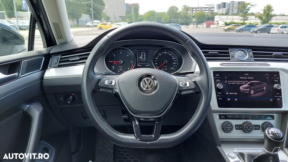 Volkswagen Passat 2.0 TDI Comfortline - 13