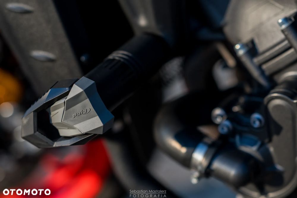 Yamaha MT - 17