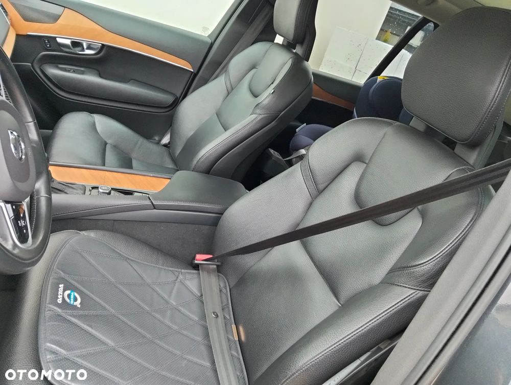 Volvo XC 90 T6 GPF AWD Momentum 7os - 15