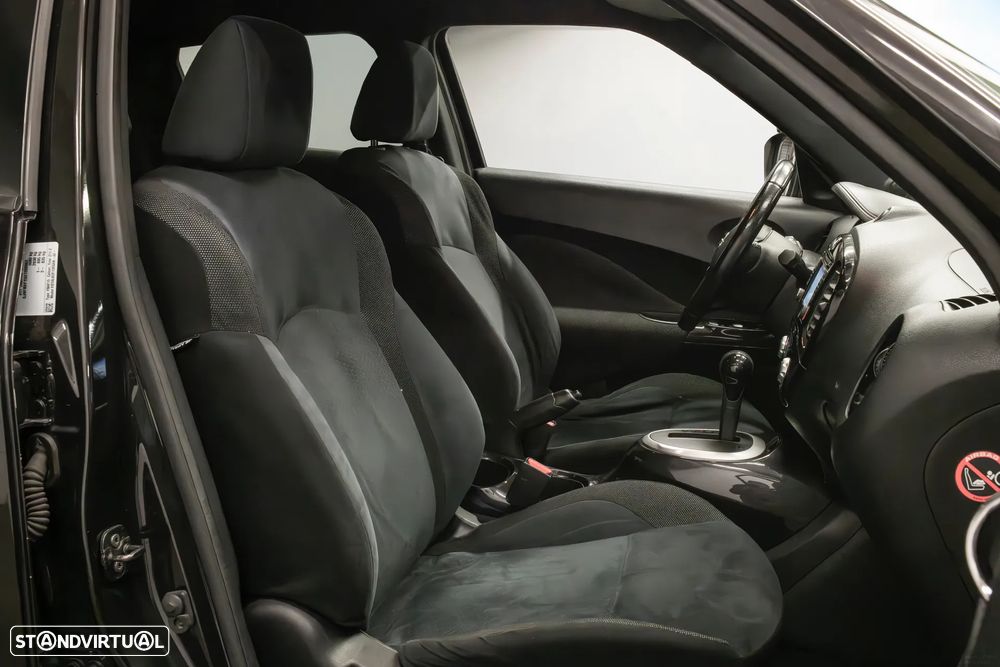 Nissan Juke 1.6 N-Connecta P.E.2 Black T.Xtronic - 10