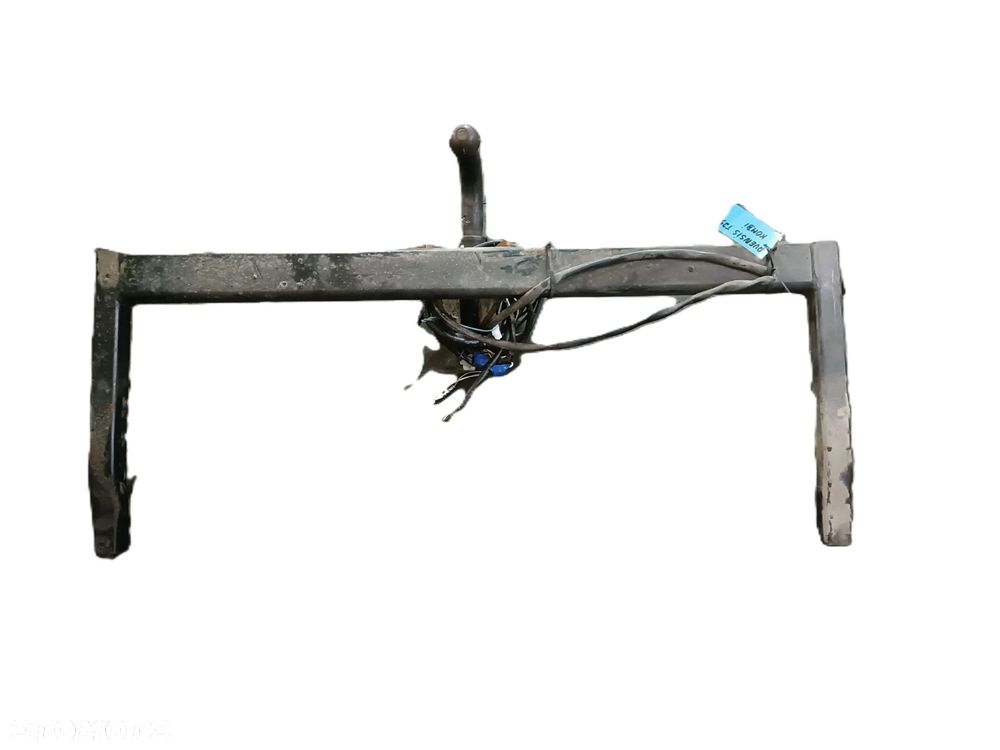 TOYOTA AVENSIS T25 03-09 KOMBI hak holowniczy * - 1