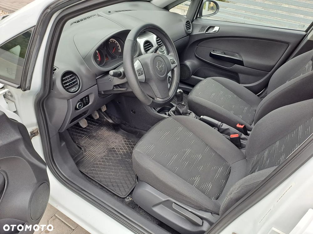 Opel Corsa 1.2 16V Enjoy - 9