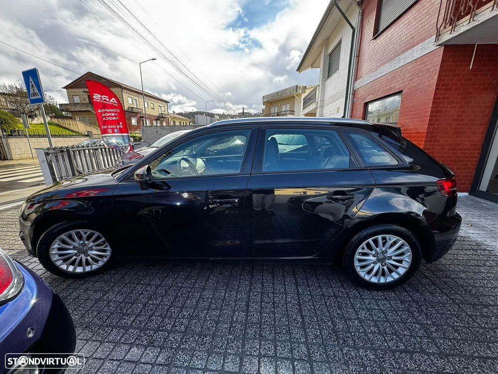 Audi A3 Sportback 1.6 TDI Advance - 10
