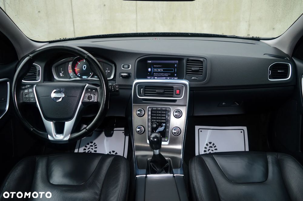 Volvo V60 - 13