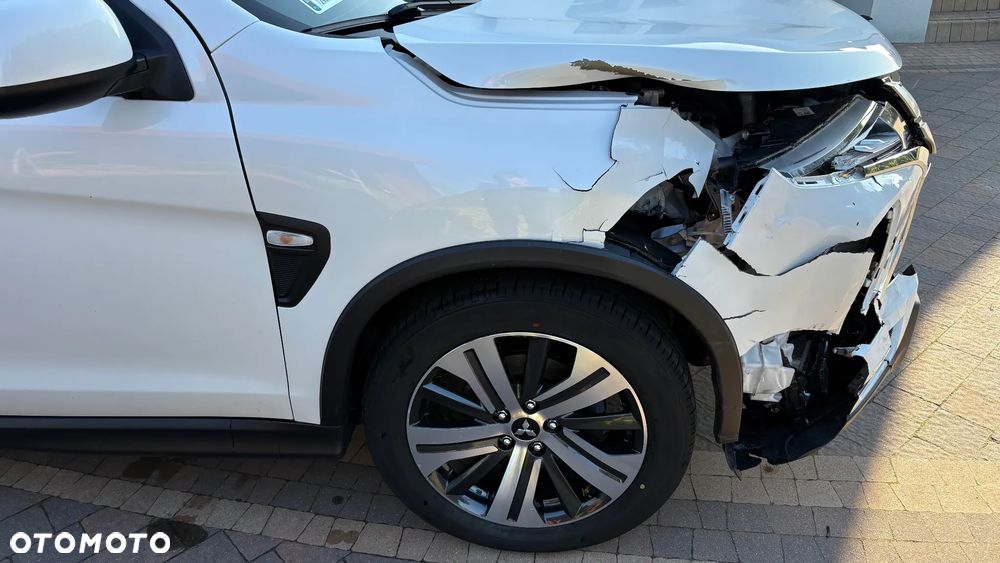 Mitsubishi ASX 2.0 Inform - 15
