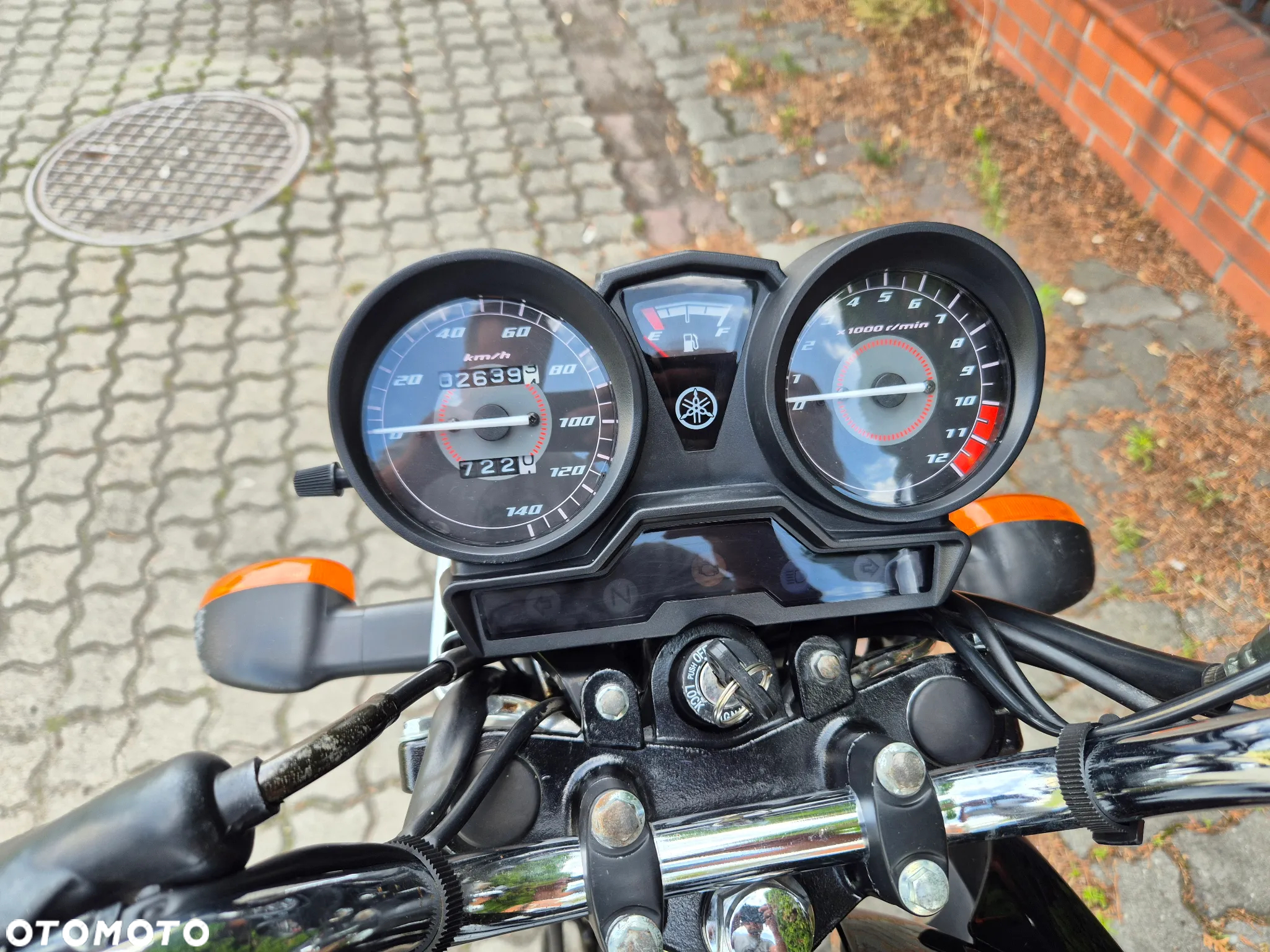 Yamaha YBR - 7