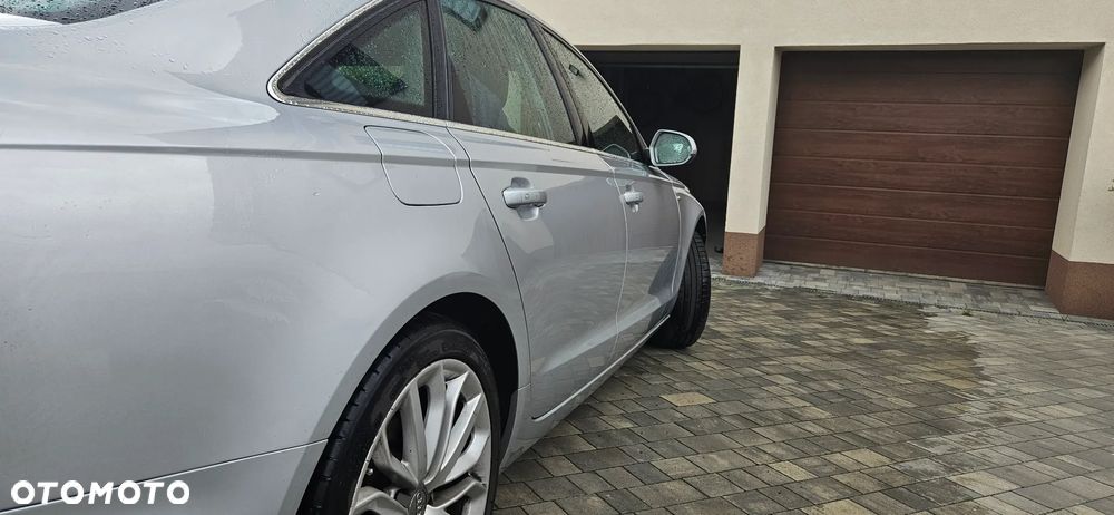 Audi A6 Limousine 2.0 TDI DPF multitronic sport selection - 4