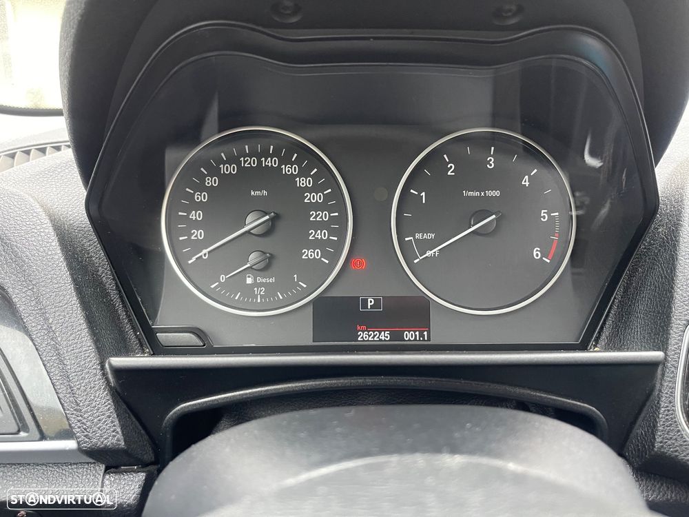 BMW 118 dA Pack M - 9